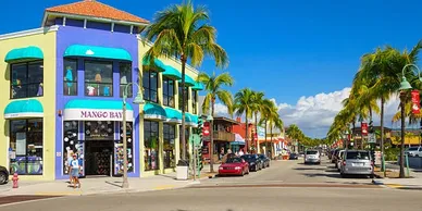 Servicio de transporte puerta a puerta desde Fort Myers a Miami y Fort Myers a Tampa en cualquier dirección